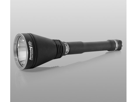 Поисковый фонарь Armytek Barracuda